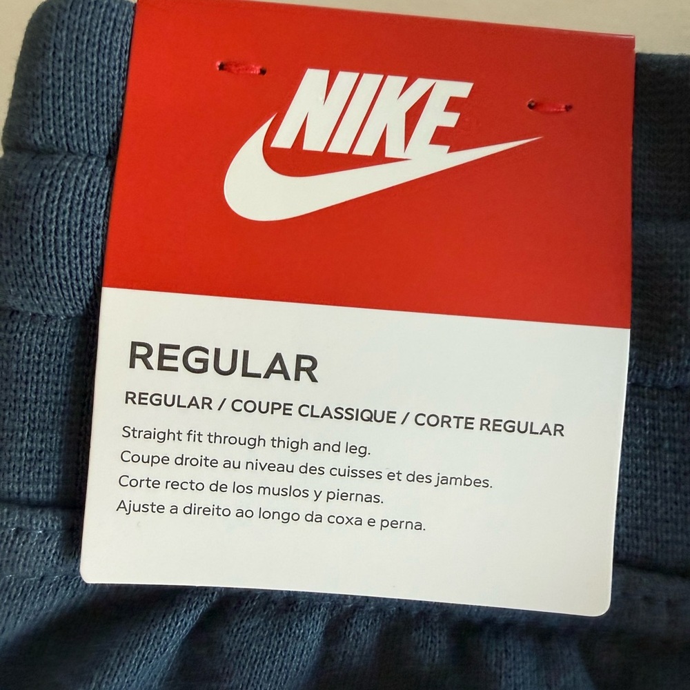 NIKE Men's Blue w/ Black Logo Drawstring Sweat Shorts - New W/ Tags - Medium - Picture 3 of 4